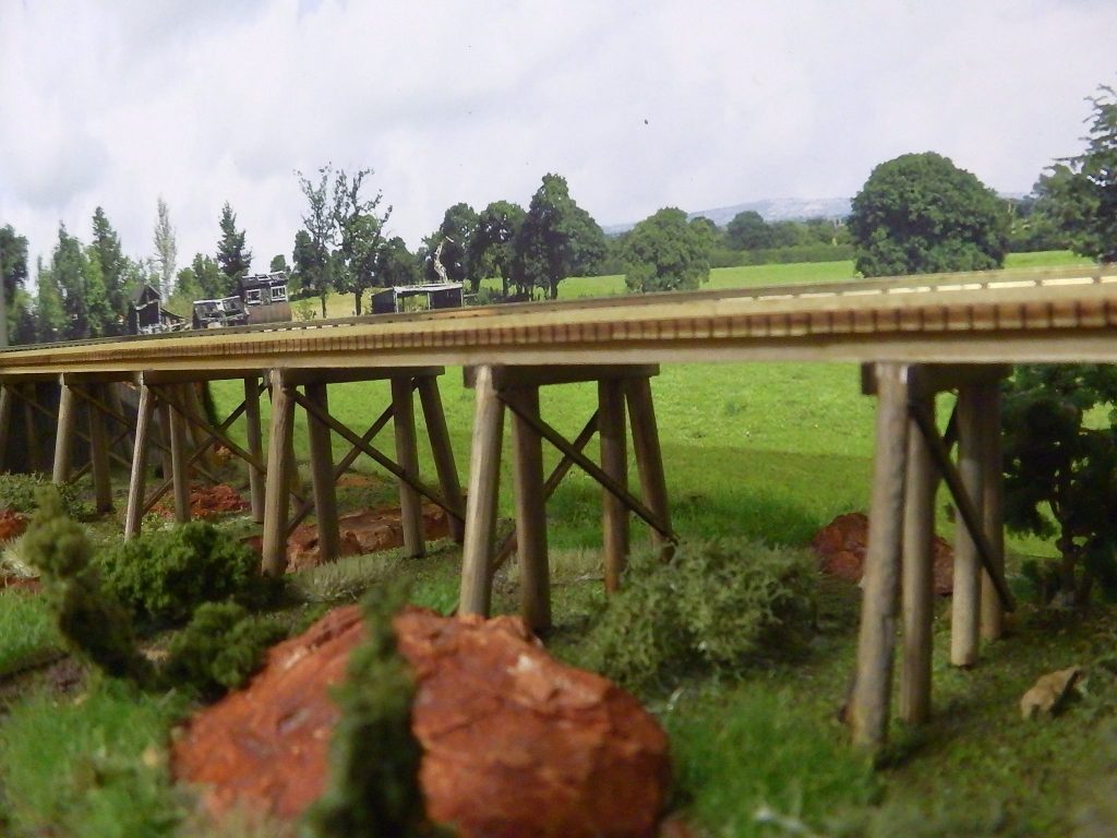 6 Pier 14ft Ho scale bridge KIT Walker Models