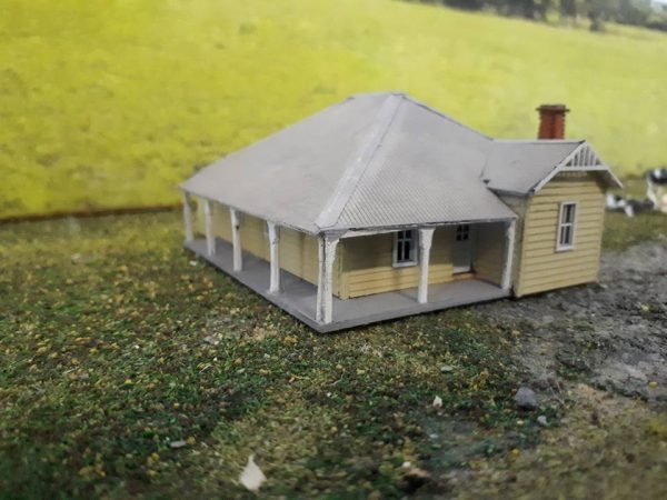 N 1/160 Scale NSWGR J-3 Station Masters house building kit.